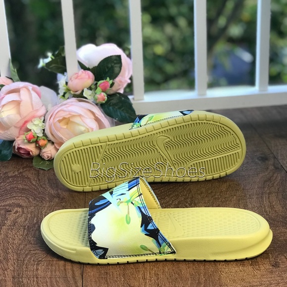 NWT Nike Benassi JDI Print Yellow Flowers WMNS - Picture 5 of 8